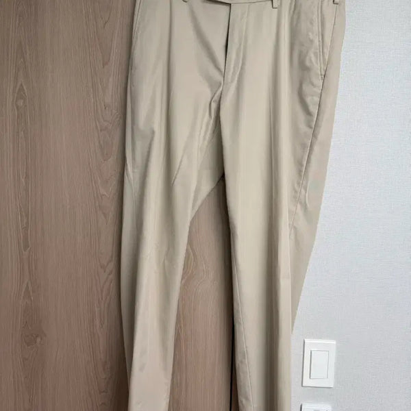 [BUNJANG] Uniqlo Beige Chino Pants 91 / 유니클로 UNIQLO 베이지 슬랙스 치노 팬츠 91 사이즈