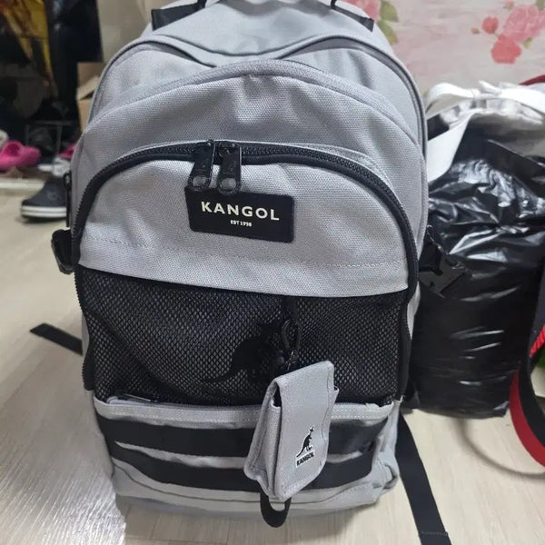 [BUNJANG] Kangol Backpack Grey / 캉골 백팩 그레이