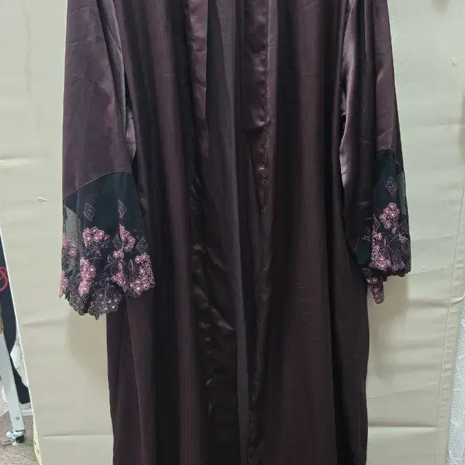 [BUNJANG] James Dean Nightgown Lace Embroidery / 제임스딘 나이트가운