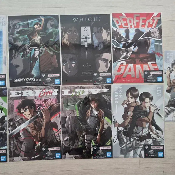 [BUNJANG] Attack on Titan Poster Set (9 Types) with Digimon Poster Bonus / 진격의 거인 포스터 9종 1세트(디지몬 덤)