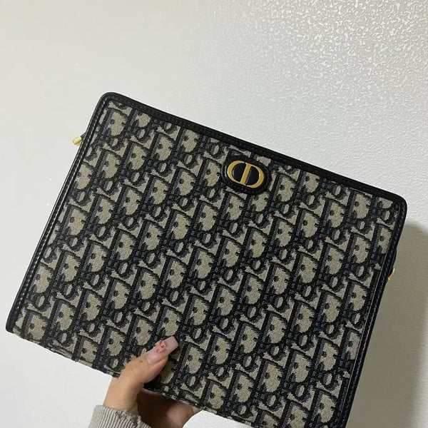 [BUNJANG] Dior Dior Oblique Montaigne 30 Clutch / 디올오블리크 몽테인30 클러치 a급