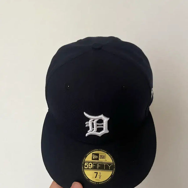 [BUNJANG] New Era 59FIFTY Detroit Tigers Navy 7 1/2 Fitted Cap / 뉴에라 59fifty 디트로이트 타이거즈 네이비 7 1/2