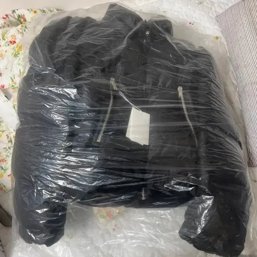 [BUNJANG] Recto Shining Padded Jacket L / 렉토 샤이닝 패딩 L