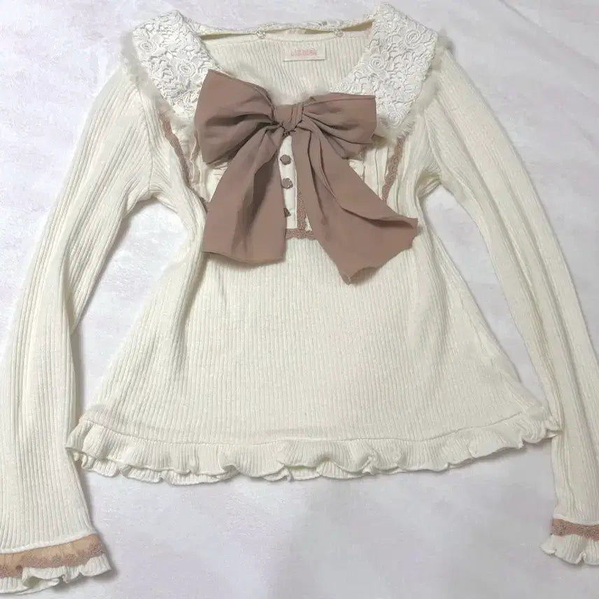 [BUNJANG] LizLisa Latte Vanilla Big Ribbon Knit / 리즈리사 라떼 바닐라 빅리본 로걀탑 니트 히메 갸루 러블리 히메카지 로걀 빈티지
