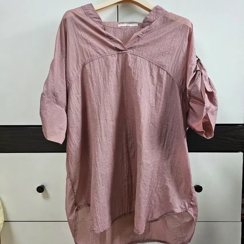 [BUNJANG] Alto Pink Crinkled Short Sleeve Buckle Blouse / 알토 핑크 바스락 반팔 버클 블라우스