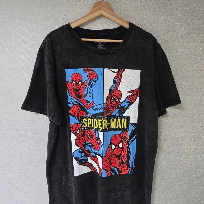[BUNJANG] Spider-Man Graphic T-Shirt / 스파이더맨  그래픽 x반팔 티셔츠