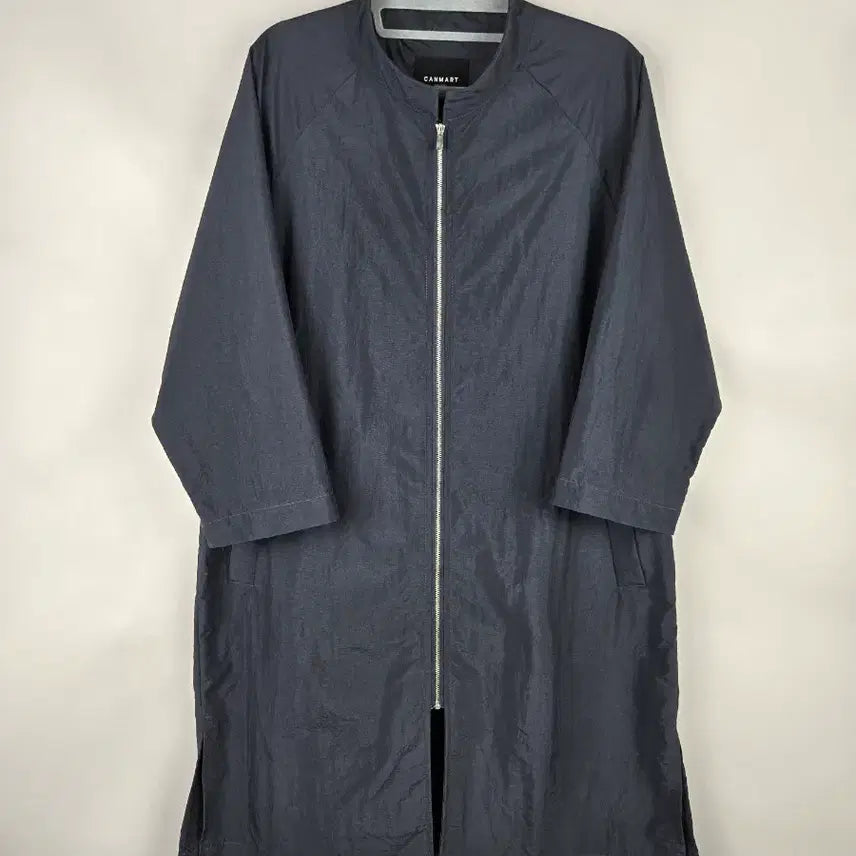 [BUNJANG] Canmart Women's Navy Oversized Lightweight Windbreaker Zip-Up Jacket / [무료배송]캔마트 F 여성 오버핏 얇은 바스락 원단 바람막이 집업 자켓 네이비
