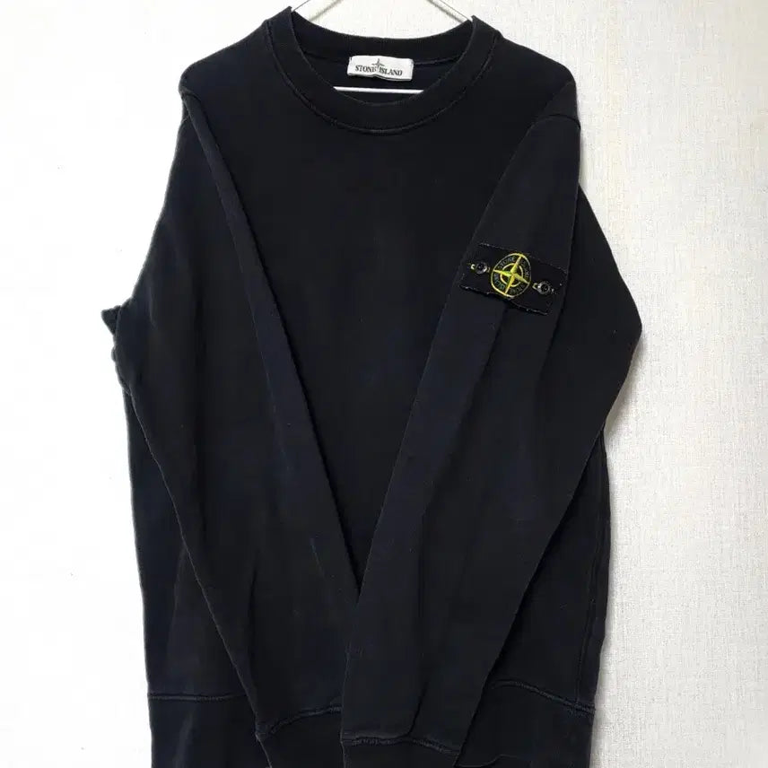 [BUNJANG] Stone Island Sweatshirt - Black (M) / 스톤맨투맨 M