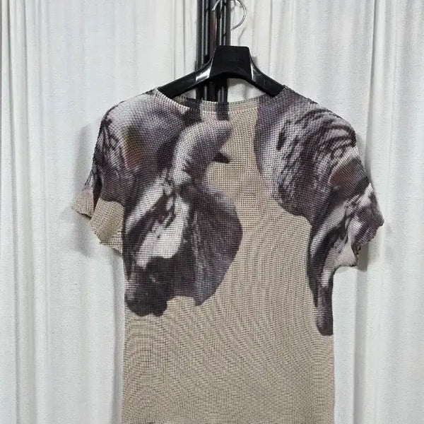 [BUNJANG] Stylish Pleated Blouse (Size F) / 세련된플리츠블라우스(F)