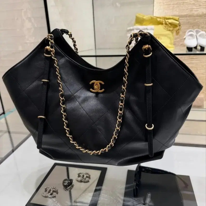 [BUNJANG] Chanel Maxi Shopper Bag / 샤넬 맥시 쇼퍼백