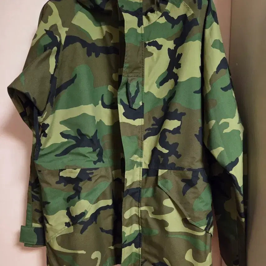 [BUNJANG] US Military Woodland Gore-Tex Field Jacket (Size M-L) / 미군 우드랜드 고어텍스 야상