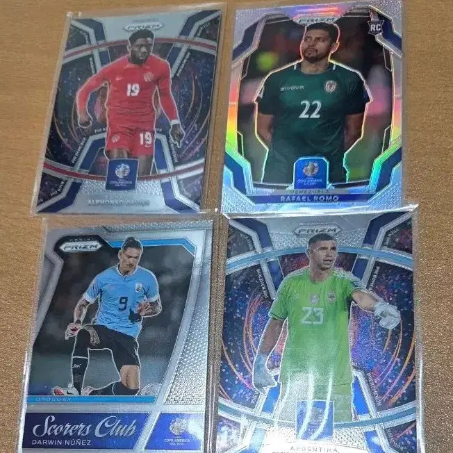 [BUNJANG] Copa America Soccer Cards Bundle Set (Alphonso Davies, Nunez, Balogun, etc.) / [코파 일괄] 코파 아메리카(알폰소,누녜스,발로건 등) 전체일괄 축구카드