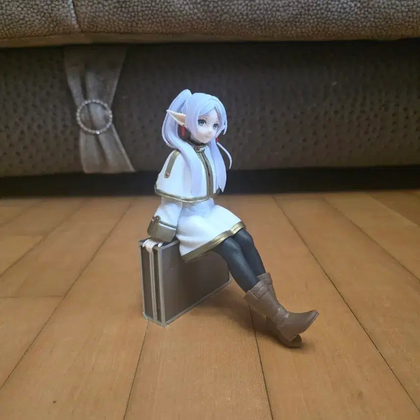 [BUNJANG] Frieren Desktop Figure Trunk / 프리렌 데스크탑 피규어 트렁크