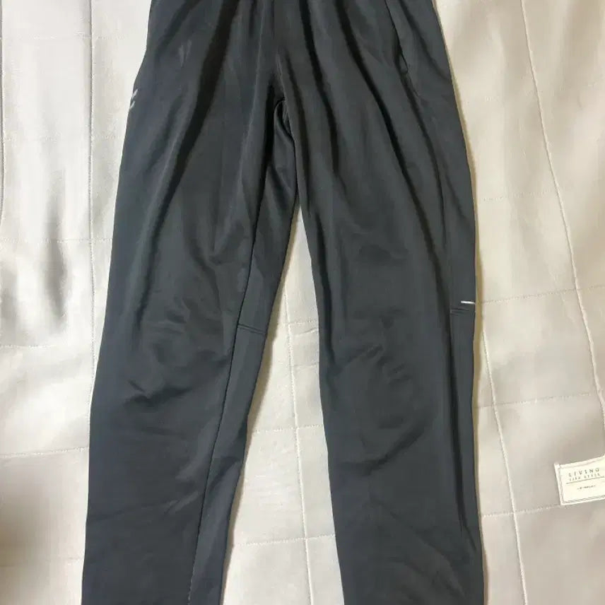 [BUNJANG] Janghun High School Football Team Hummel Training Pants / 장훈고 축구부 단체트레이닝복 험멜긴바지