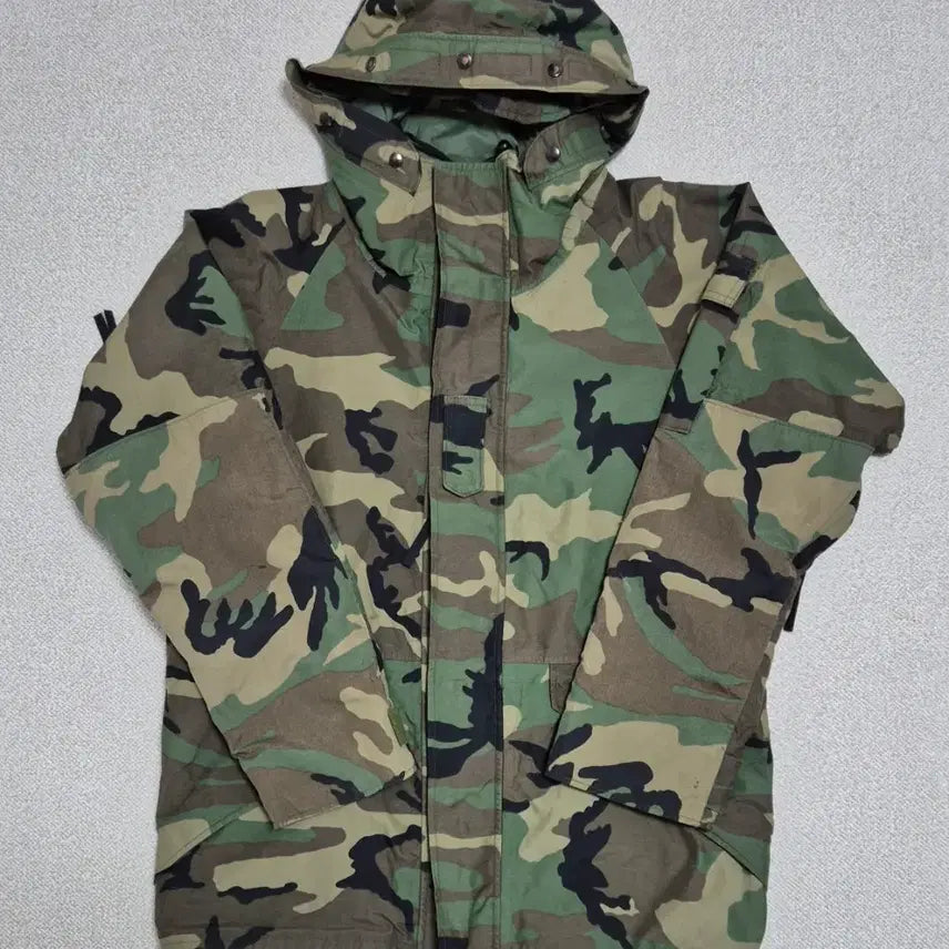 [BUNJANG] US Woodland Gore-Tex Jacket (Size M-R) / 미군 우드랜드 고어텍스 자켓