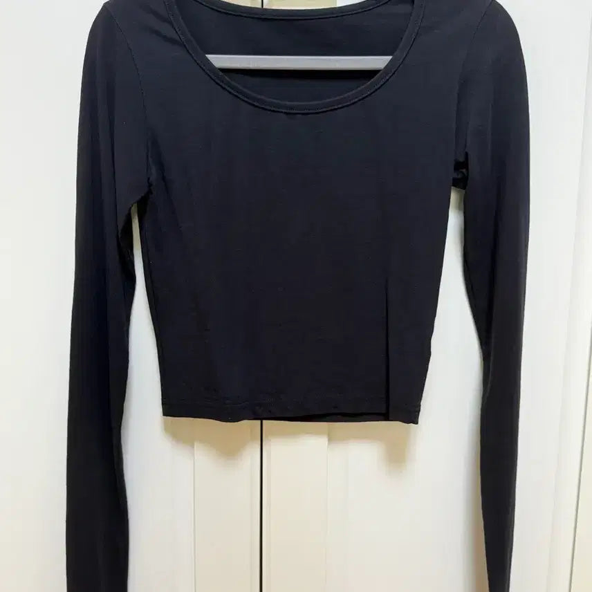 [BUNJANG] Pale Jade Cotton Candy Long Sleeve Black / 페일제이드 코튼 캔디 롱슬리브