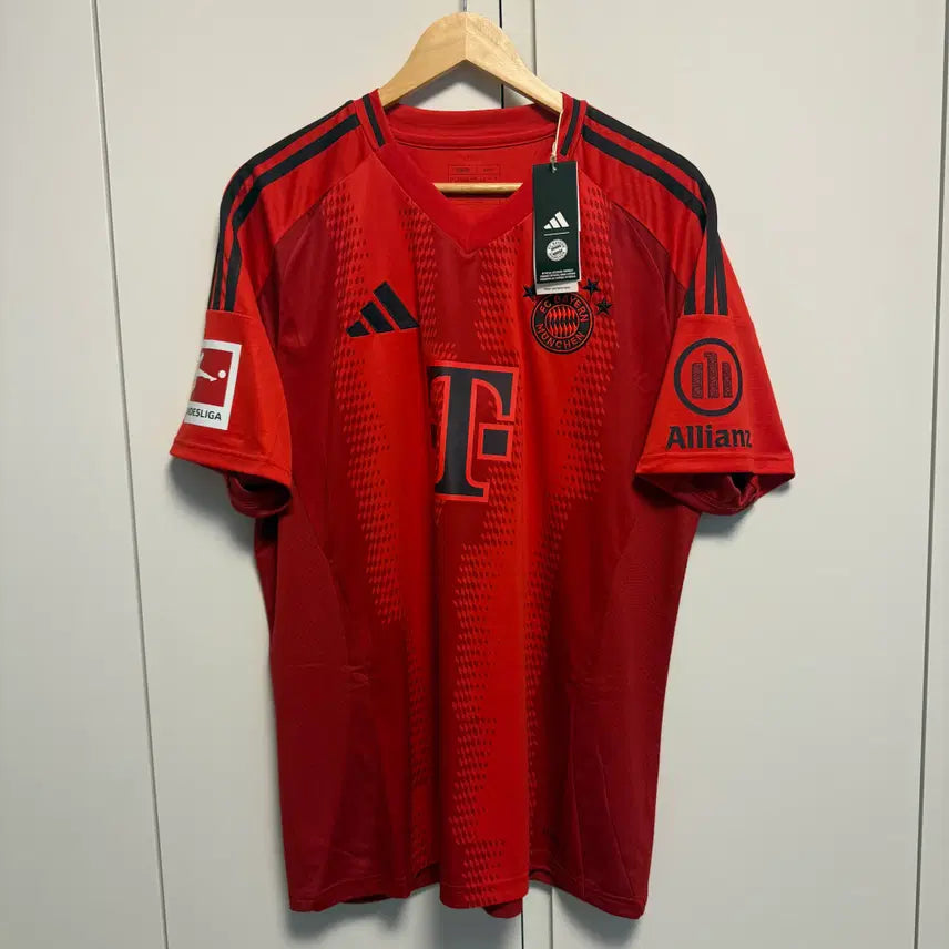 [BUNJANG] Bayern Munich 24-25 Home League Musiala Jersey (Musiala Print + League Patch) / 바이에른뮌헨 24-25 홈 리그 무시알라 유니폼 (무시알라 마킹+리그패치)