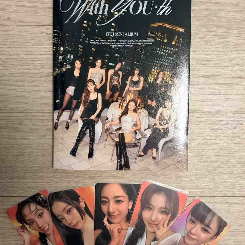 [BUNJANG] TWICE Mini Album Vol. 13 'With YOU-th' Official Goods Photocard Set / 트와이스 미니 13집 앨범 With YOU-th + 공식 굿즈