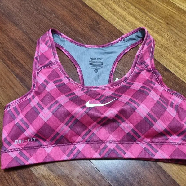 [BUNJANG] Nike Dri-FIT Sports Bra (Size S) / 나이키 드라이핏 스포츠 브라 (s사이즈)
