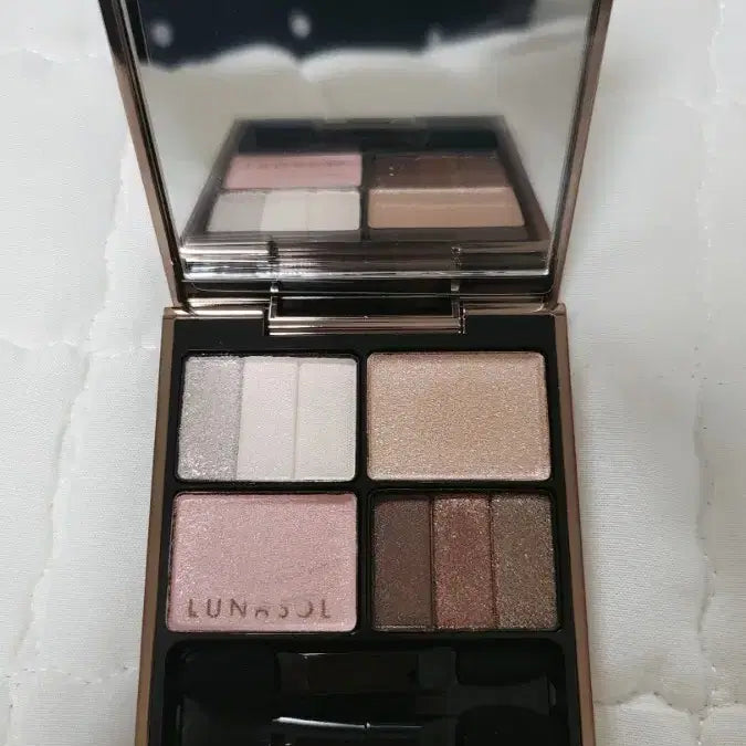 [BUNJANG] Lunasol 4-Color Eyeshadow Palette Soft Beige / (2일뒤판매종료) 루나솔 아이섀도우 팔레트 4구
