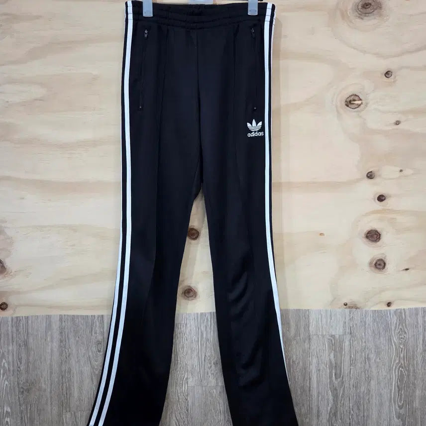 [BUNJANG] Adidas Europa Track Pants Black / 1128) 아디다스 유로파 트랙팬츠