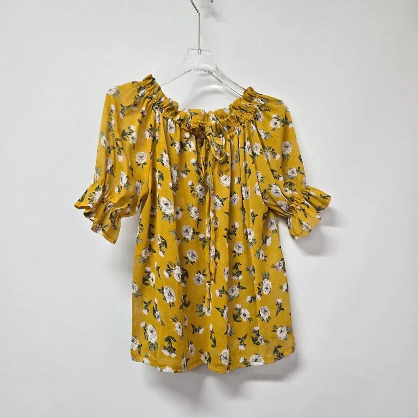 [BUNJANG] Yellow Flower Off-Shoulder See-Through Blouse / 1469 옐로우 플라워 오프숄더 시스루  블라우스F