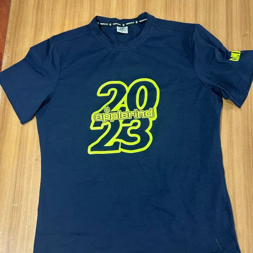 [BUNJANG] Mullae Middle School Seoul Representative APPLINED T-Shirt / 문래중학교 서울대표 단체복티셔츠 애플라인드