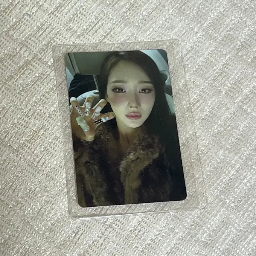 [BUNJANG] aespa Giselle Kiss'n'Tell Photocard / 에스파 지젤 키스앤텔 포카