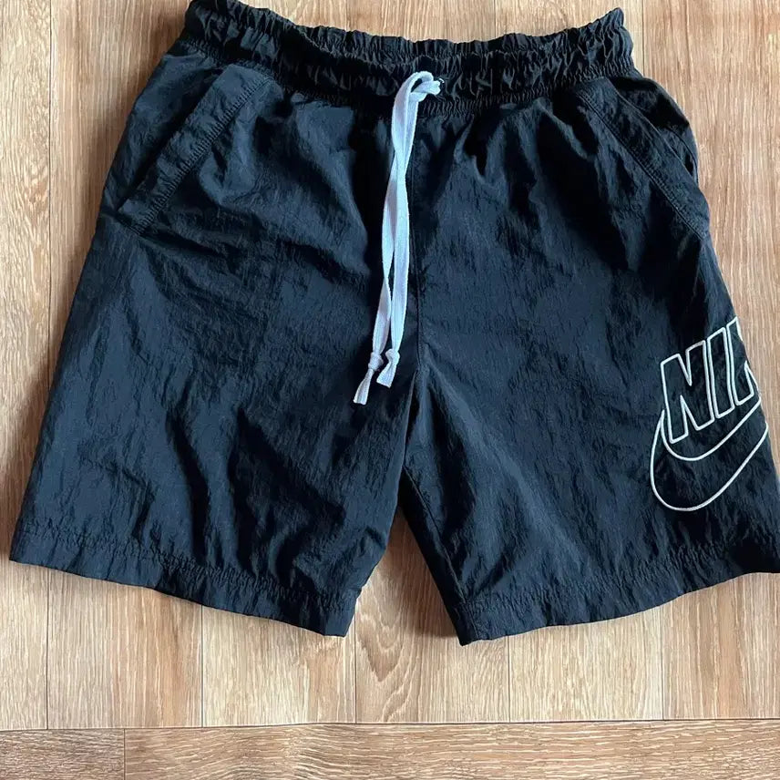 [BUNJANG] Nike Swoosh Shorts / 나이키 스우시 반바지