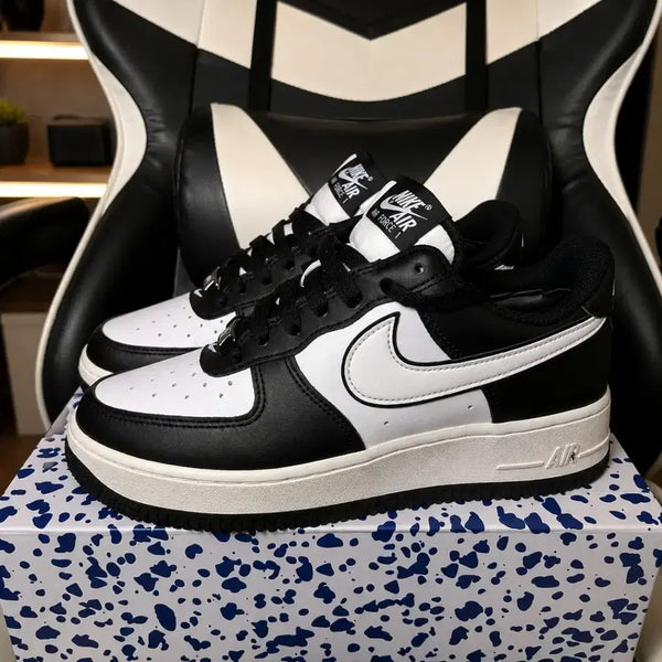 [BUNJANG] Nike Air Force 1 Sneakers (240) / 나이키 에어포스 운동화 (240)