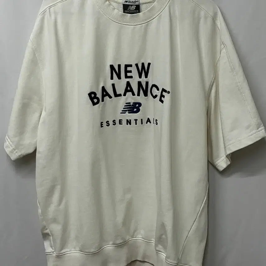 [BUNJANG] New Balance Essentials Big Logo Short Sleeve Sweatshirt XL / 뉴발란스 ESSENTIALS 빅로고 반팔 스웨트셔츠 XL