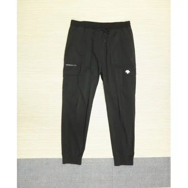 [BUNJANG] Descente Outpocket Jogger Woven Pants / (33-34) 데상트 아웃포켓 조거 우븐 팬츠
