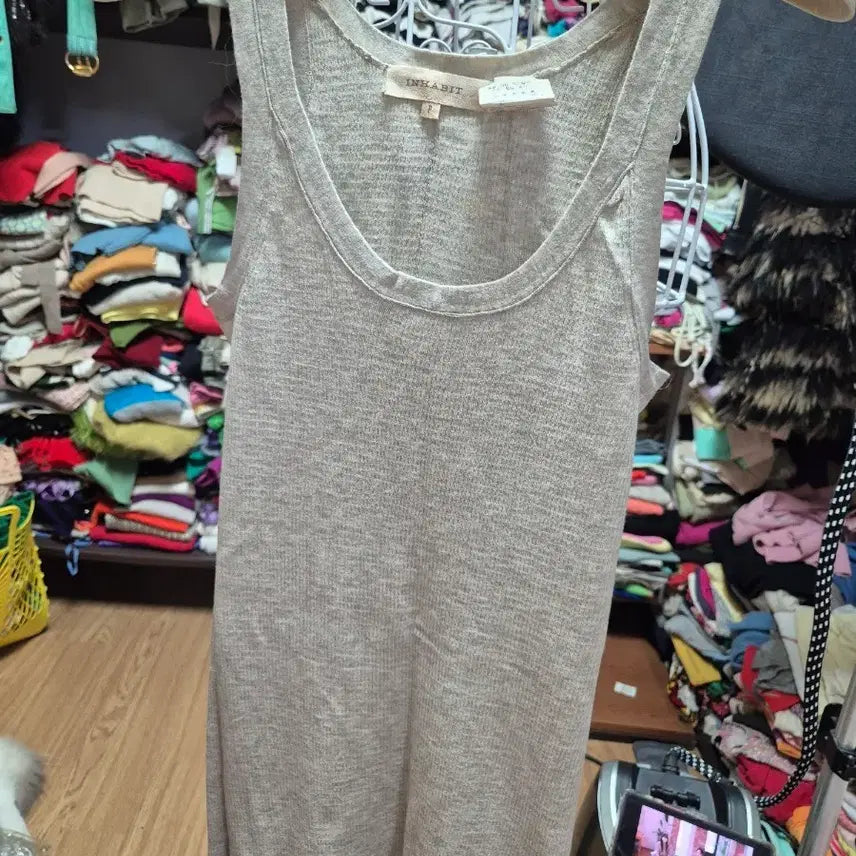 [BUNJANG] Inhabit Knit Sleeveless Top - Beige, Size 2 / 인헤빗 니트나시