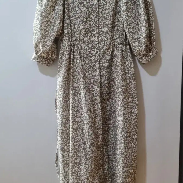 [BUNJANG] GU Flower Print Square Neck Long Dress / GU(지유)의 플라워 프린트 스퀘어넥 롱 원피스