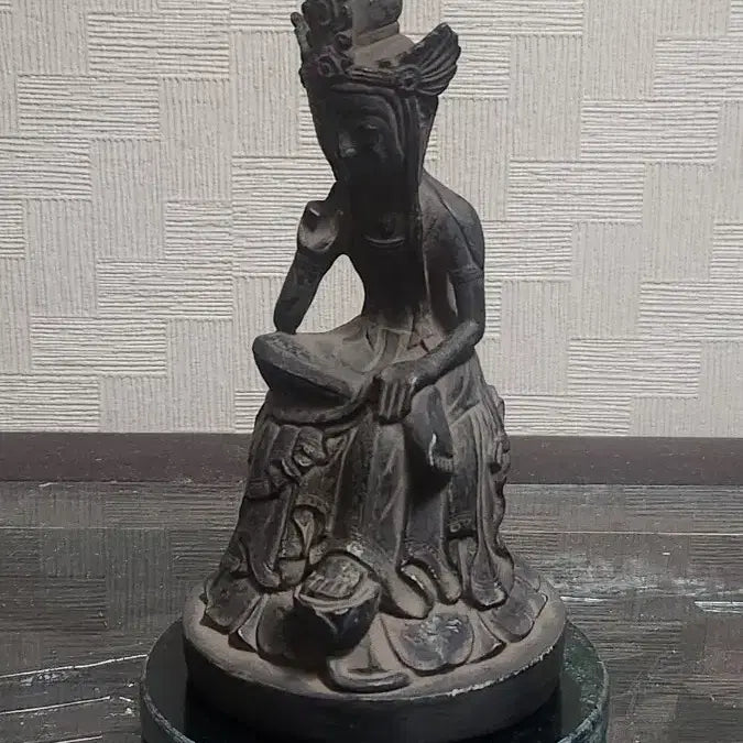 [BUNJANG] Small Pensive Buddha Sculpture / 아담한 반가사유상 조각품