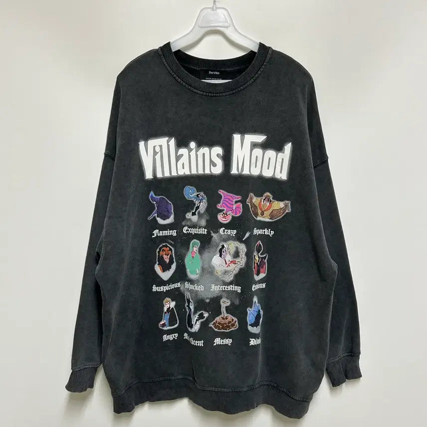 [BUNJANG] Bershka Disney Villains Loose Fit Sweatshirt Charcoal / [여자-85]버쉬카 디즈니 빌런 루즈핏 스웨트셔츠