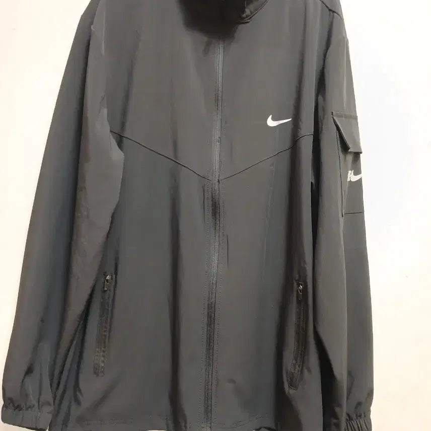 [BUNJANG] Nike Men's Dri-FIT Training Windbreaker Jacket Black XL / 나이키 남성 드라이핏 트레이닝 바람막이 자켓 블랙 사이즈 XL 105