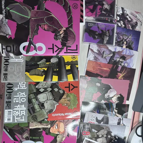 [BUNJANG] Kaiju No. 8 Manga + Bonus Goods + Plush Toy Set / 괴수 8호 만화책+특전+인형 팝니다