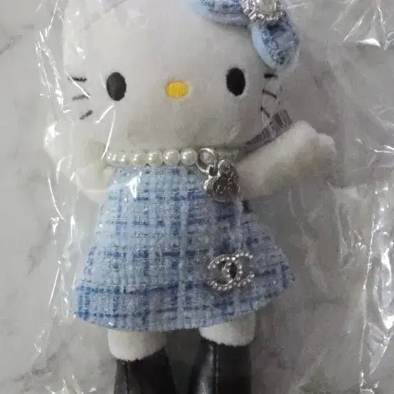 [BUNJANG] Hello Kitty Long Leg Doll Keyring Blue Tweed / 헬로키티 롱다리 인형키링 블루트위드