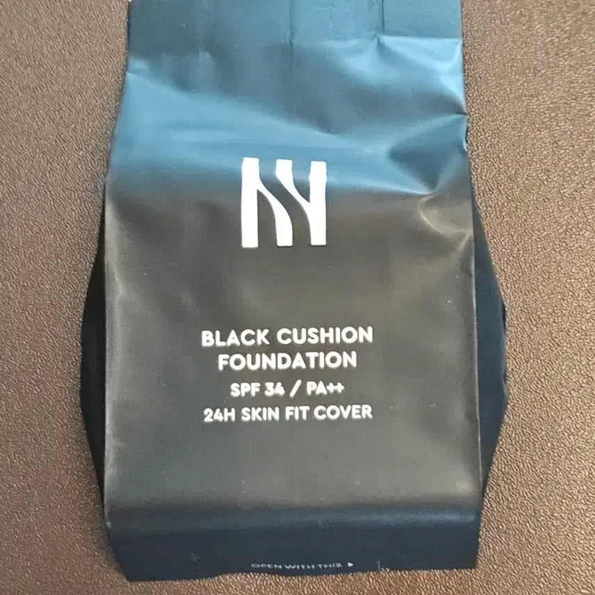 [BUNJANG] Hera Black Cushion Refill (17N1) Sealed / 헤라 블랙쿠션 리필 미개봉 17N1