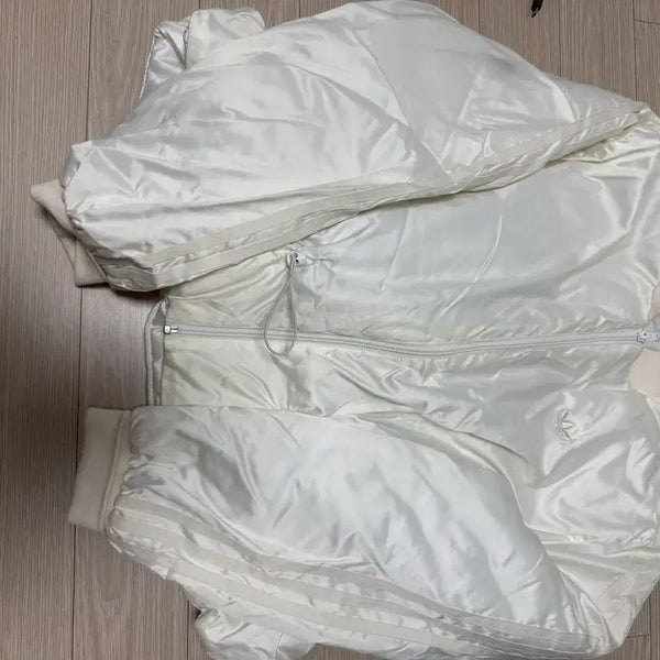 [BUNJANG] Adidas Three-Stripes Short Padded Jacket White / 아디다스 삼선 숏 패딩 흰색