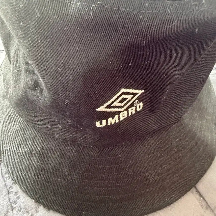 [BUNJANG] Umbro Black Ball Cap / 엄브로 볼캡 블랙