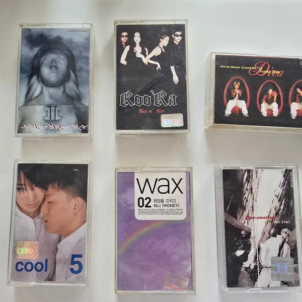 [BUNJANG] Various Korean Artists Cassette Tape Bundle (6 Tapes) / 카세트테이프 일괄판매 (6개)- 룰라 (3집 천상유애) / 룰라 (6집 Six n' Six) / 디바 (2집 Funky Diva) / 쿨 (5집 해석남녀) / 왁스 (2집 화장을