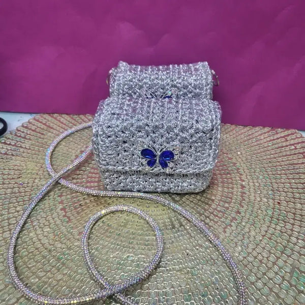 [BUNJANG] Handmade Crochet Bag with Silver Butterfly Gemstone / 실버 나비 보석 핸드메이드 크로셰 백
