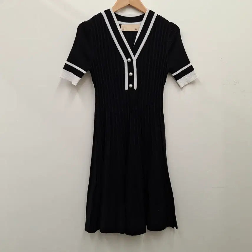[BUNJANG] Atelier Nine Fit & Flare Knit Dress / 아틀리에나인 핏앤플레어 니트 원피스