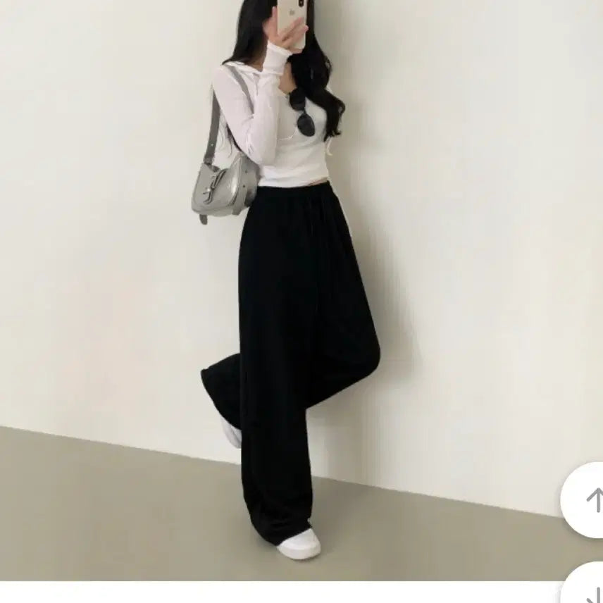 [BUNJANG] Joyjoy Straight Fit Training Pants Black / 에이블리 조이조이 일자핏 트레이닝팬츠 블랙