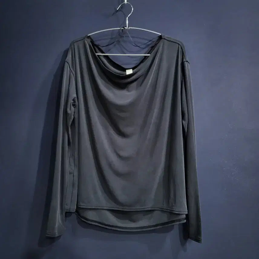 [BUNJANG] Lululemon Off-Shoulder Long Sleeve Top Dark Grey / 룰루레몬 오프솔더 긴팔