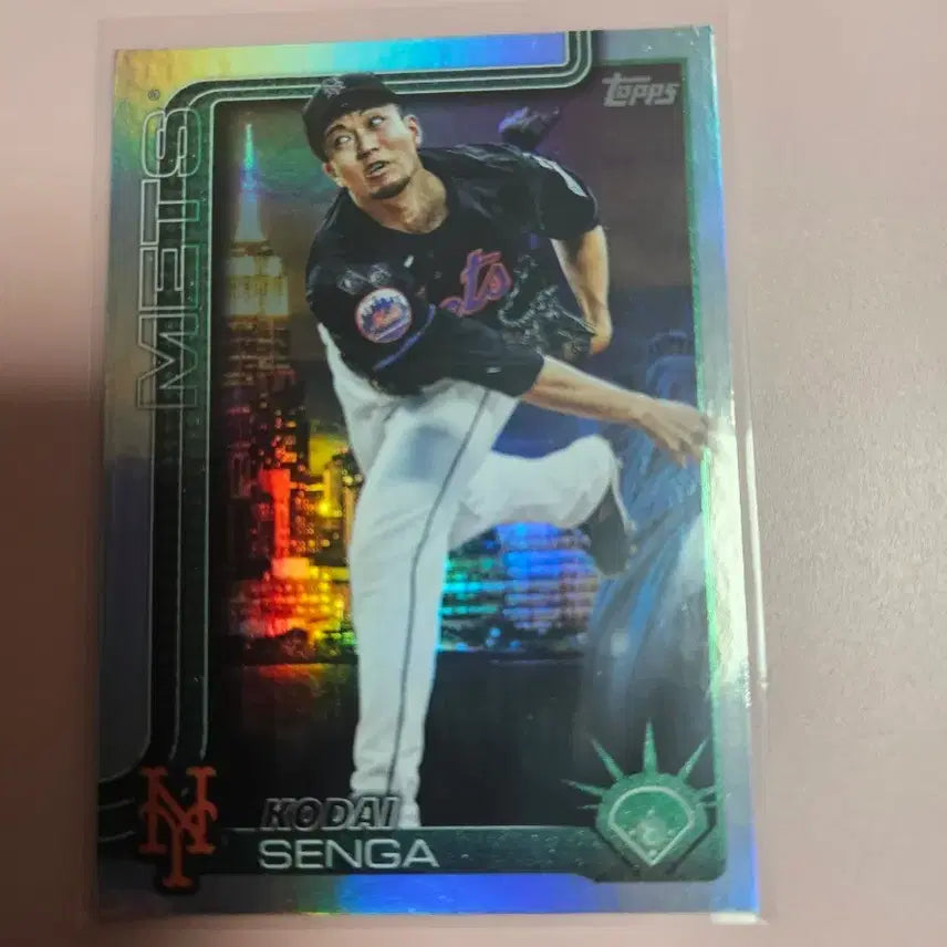 [BUNJANG] Kodai Senga 2025 Topps Big Apple Variation / 메츠 일본)고다이 센가 2025 탑스 Big Apple Variation