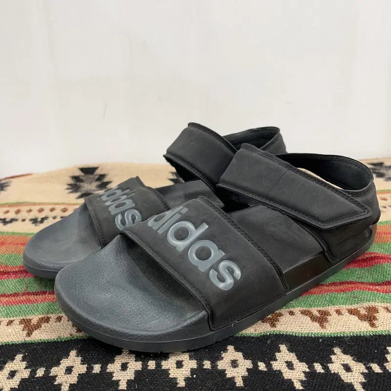 [BUNJANG] Adidas Adilette Sandals 275 X03151 / 아디다스 아딜렛 샌들 275 X03151
