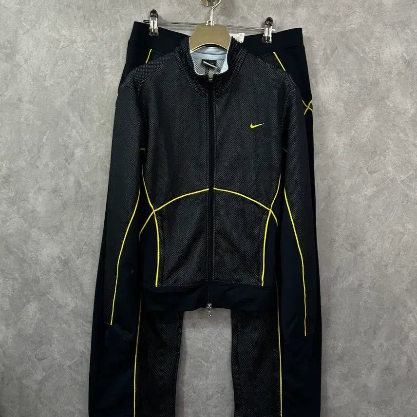 [BUNJANG] Nike Women's Training Set L / 나이키 여성 트레이닝복 세트 L